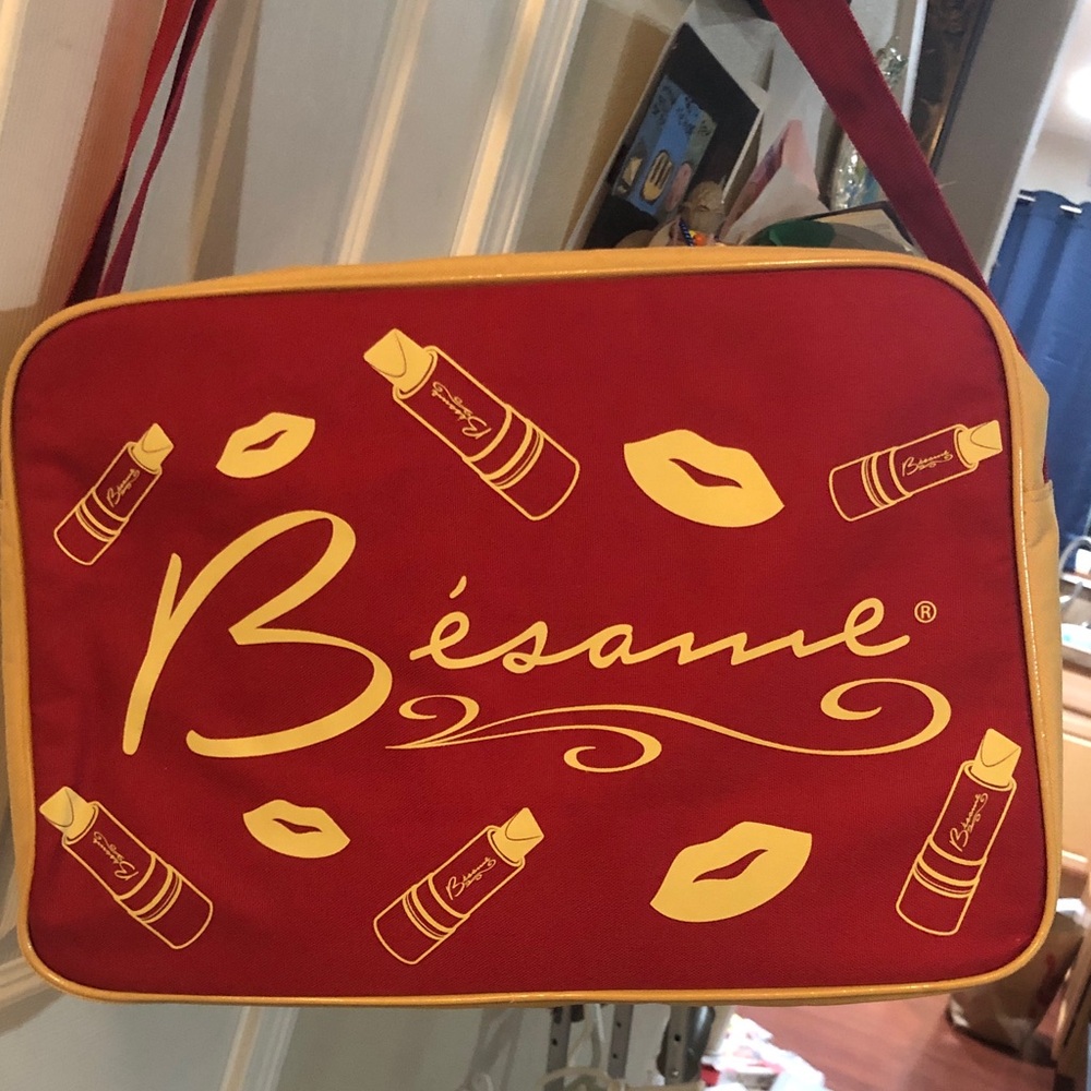 Bésame Red and Tan Cosmetic Bag